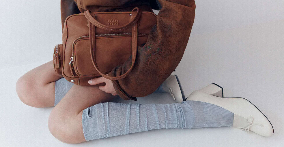 Loewe: The Silver Puzzle Bag - 10 Magazine